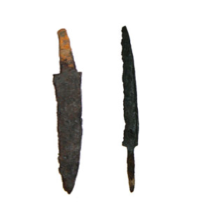 Кованные ножи нашли археологи