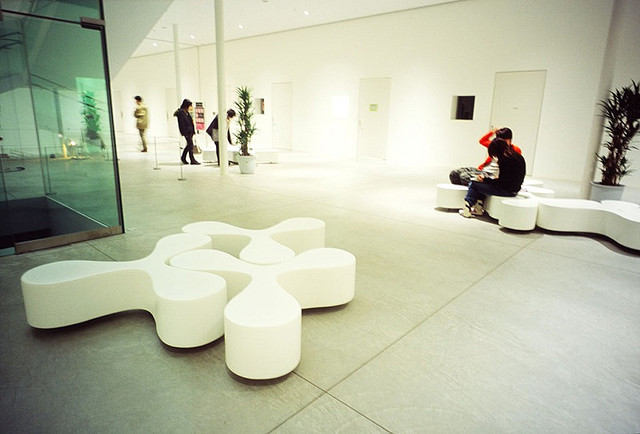 Музей современного искусства 21-й век в Канадзаве