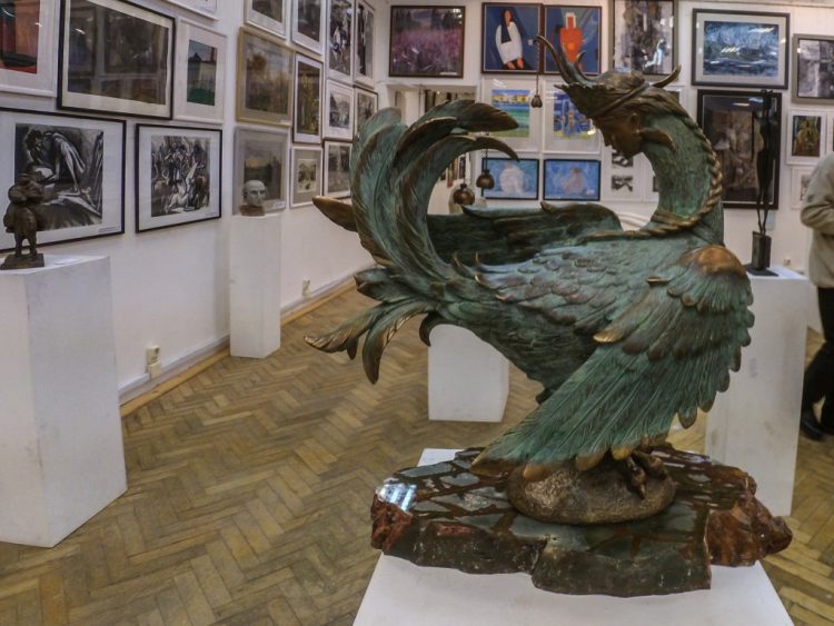 Осень 2018 в СПб СХ - скульптура, керамика YDXJ8994