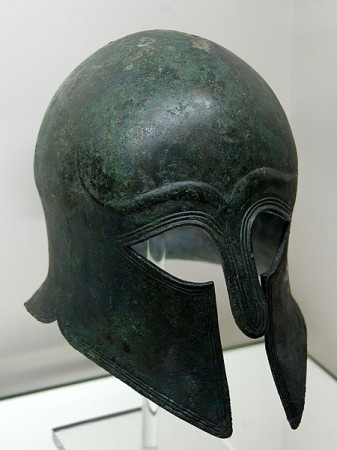 Шлем из бронзы