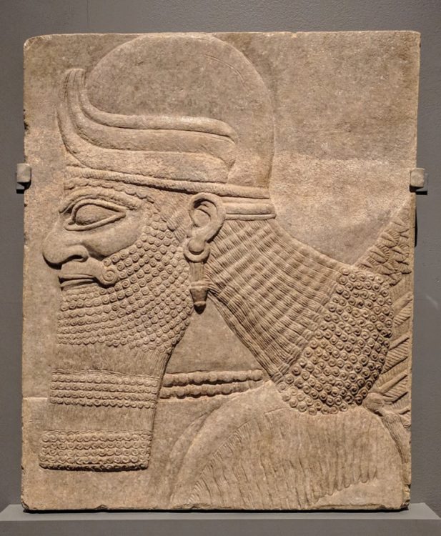 Ассирийский настенный рельеф 